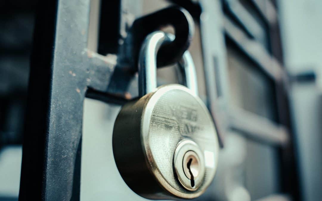 Staying Safe & Spotting Scams